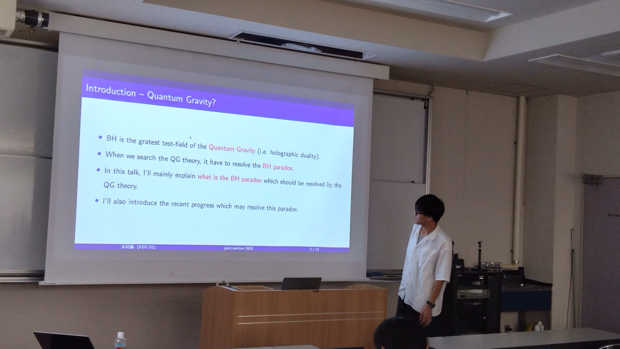 テレビを見る人
AI 生成コンテンツは誤りを含む可能性があります。