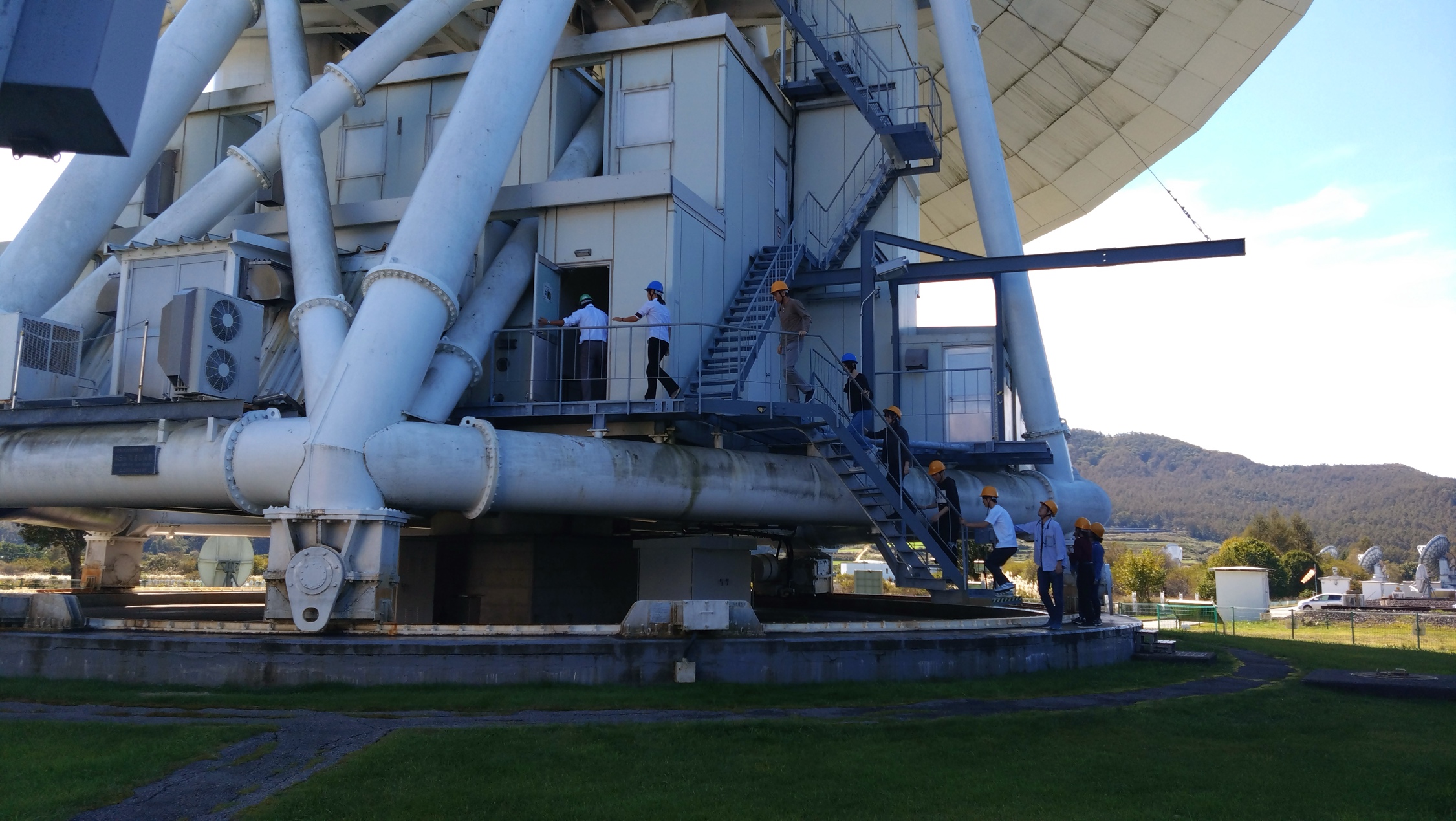 飛行機の模型
AI 生成コンテンツは誤りを含む可能性があります。